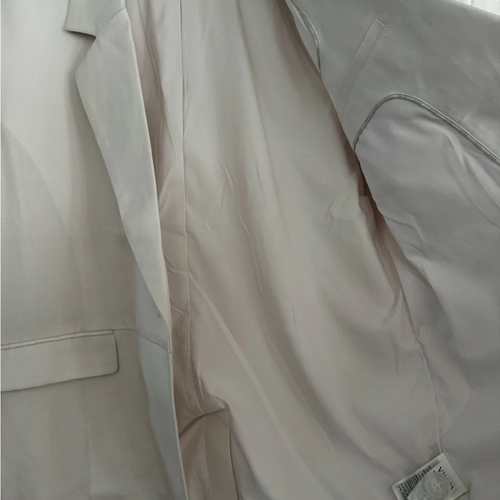 Vuori Trestle’s Twill Blazer Marshmallow - Picture 8 of 10